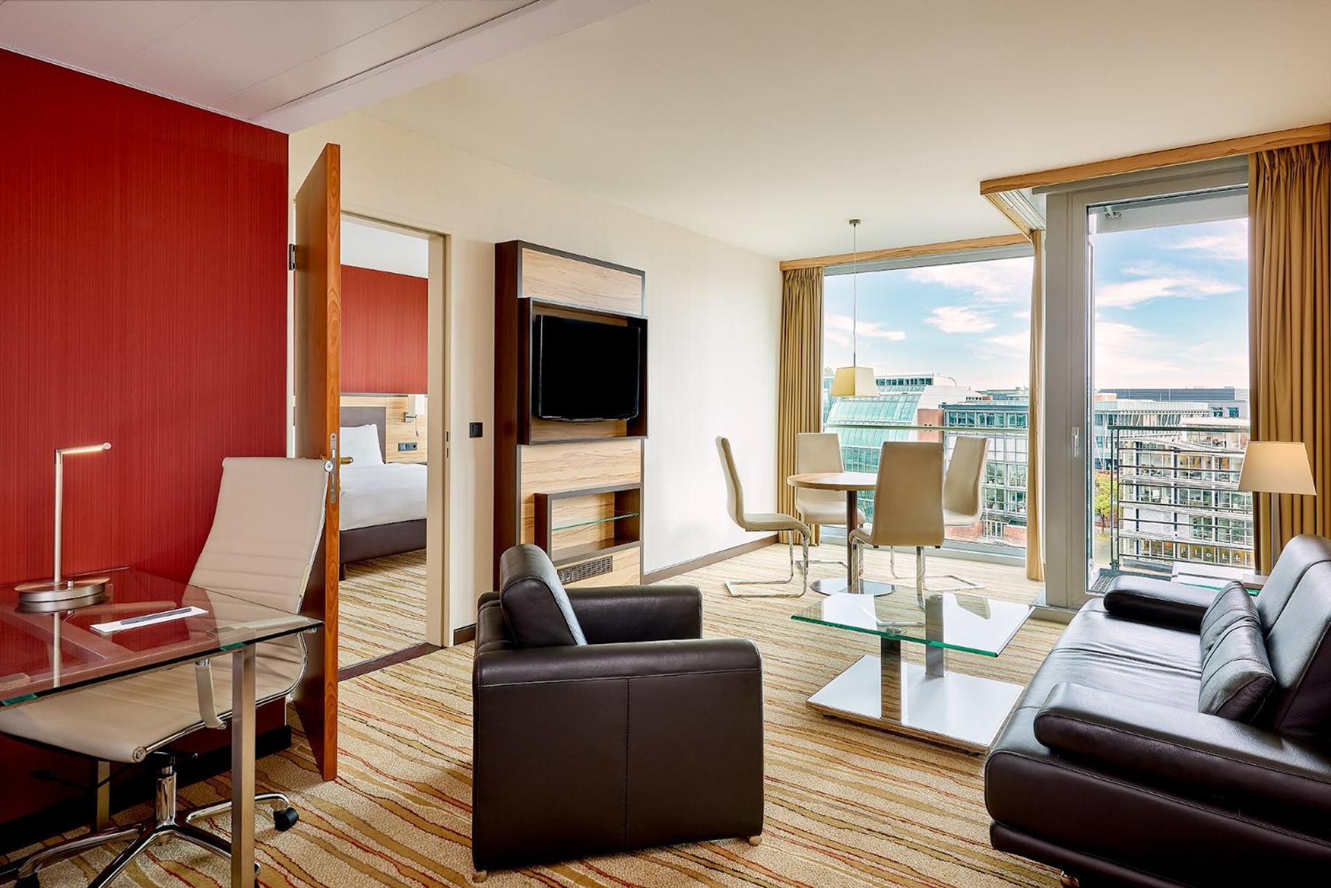 Courtyard By Marriott Duesseldorf Hafen Hotel Exterior photo